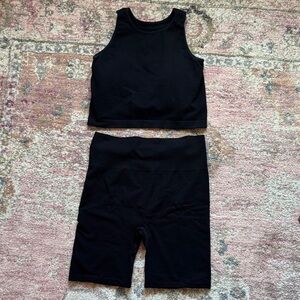 Kindred Bravely maternity/nursing set